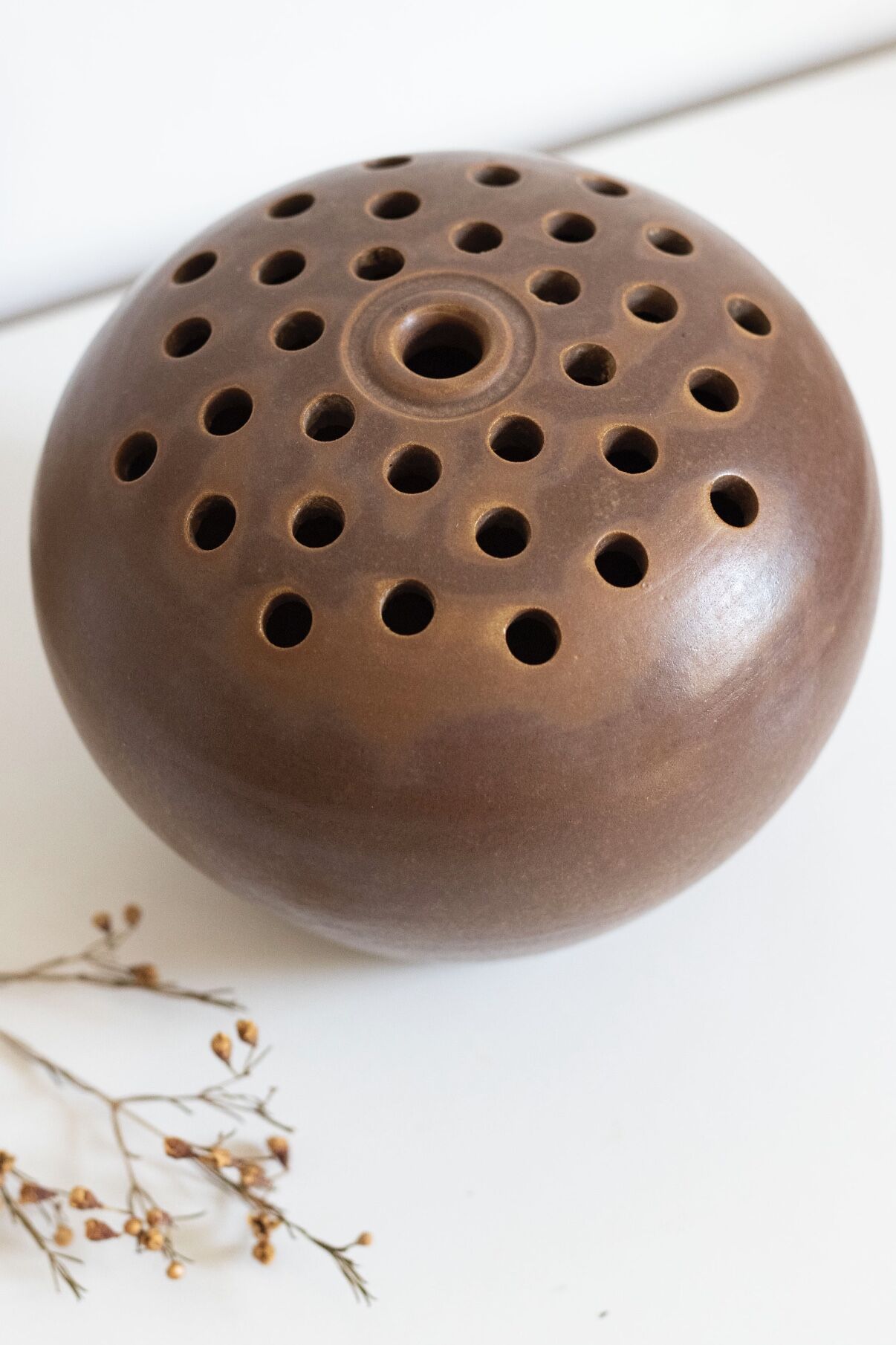 Large sandstone flower spike signed Philippe Aubert