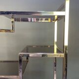 Etagère italienne en métal doré et verre fumé