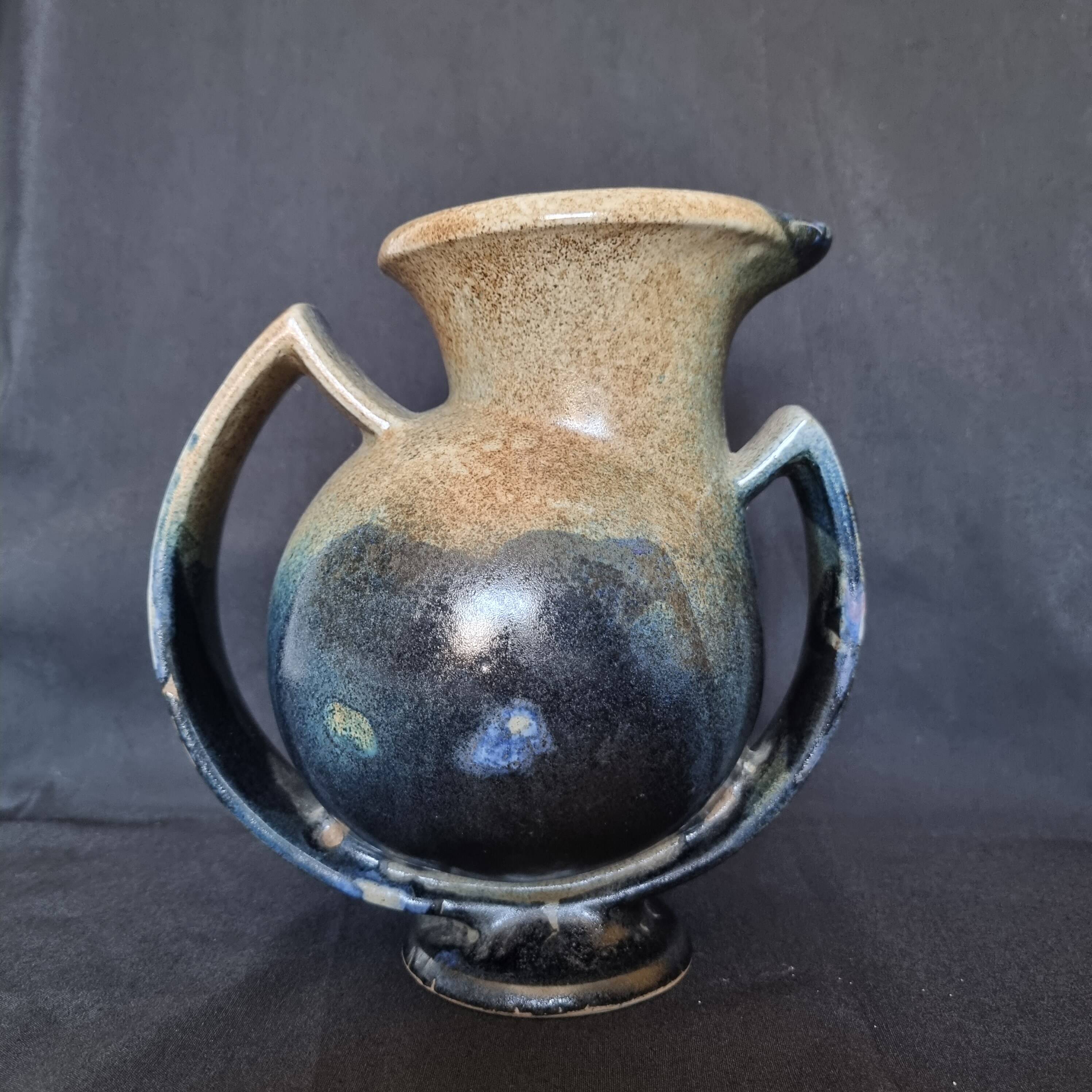 Avant-garde French ceramic pitcher from the 1960s - A simple design