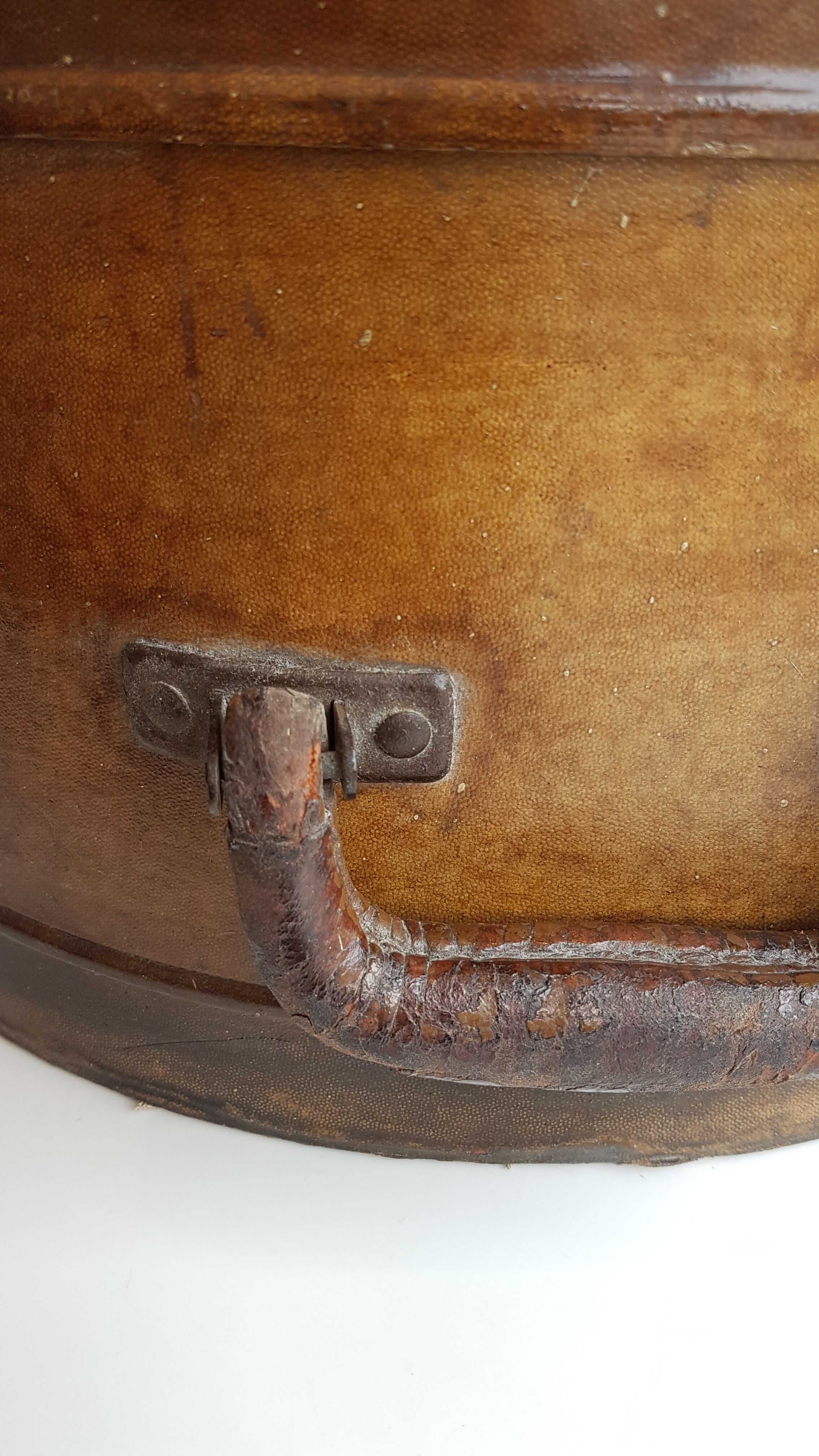 Old hat box late 19th