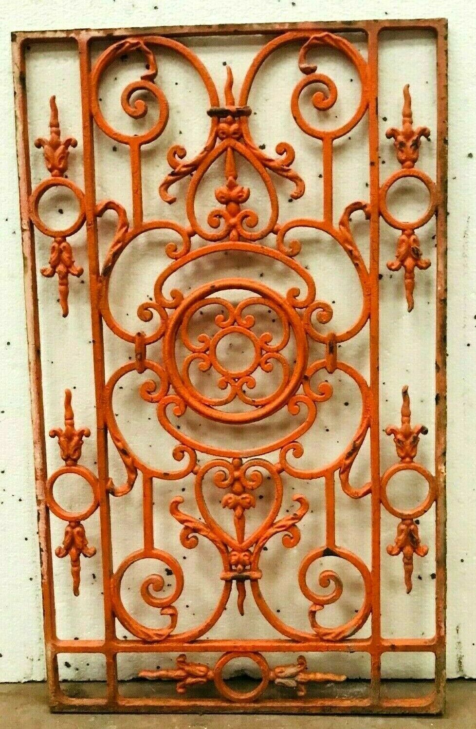 Wrought iron decoration grid XX century
