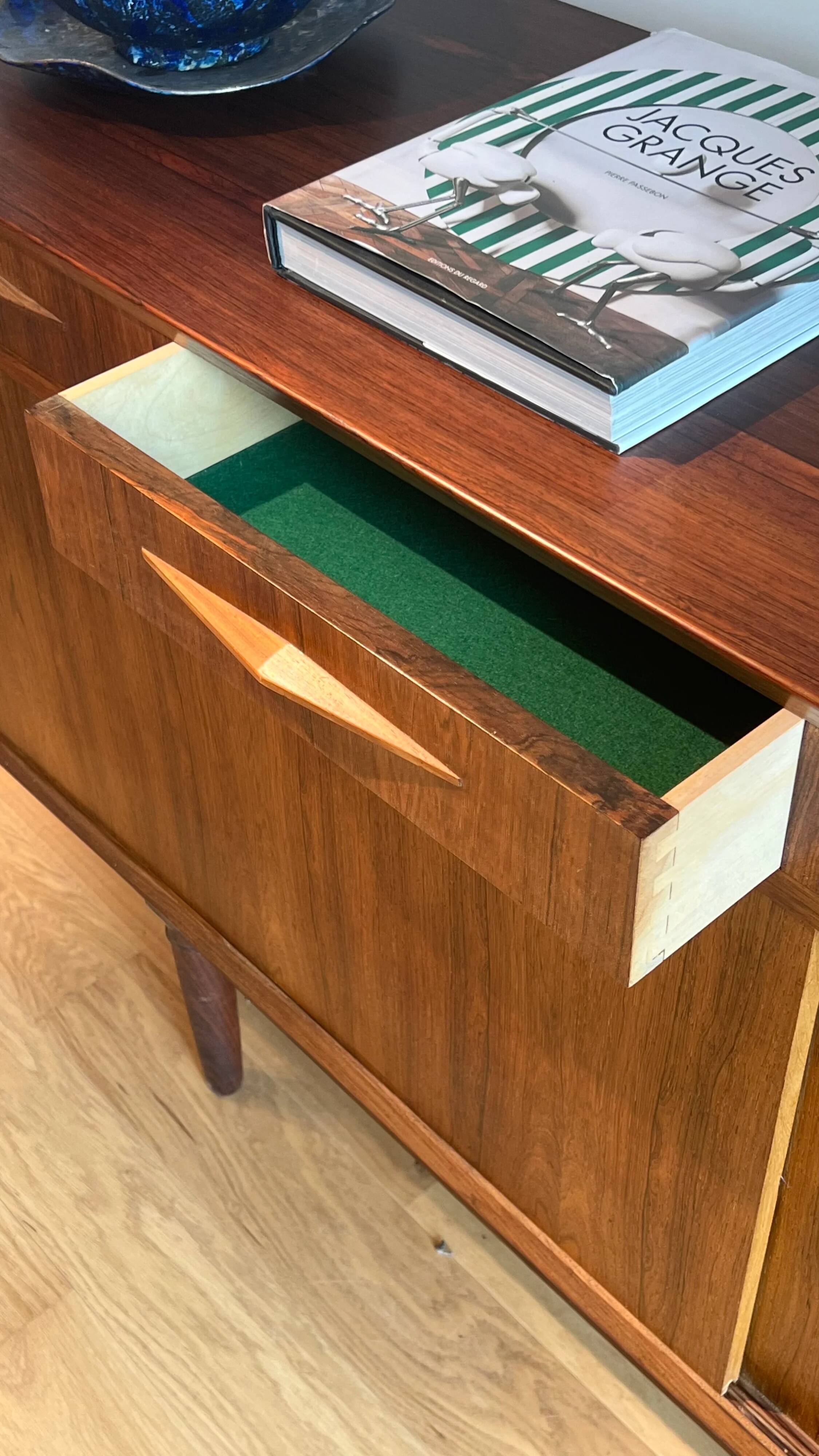 Scandinavian enfilade "Einar" in rosewood
