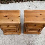 Pair of English bedside tables in solid pine wood