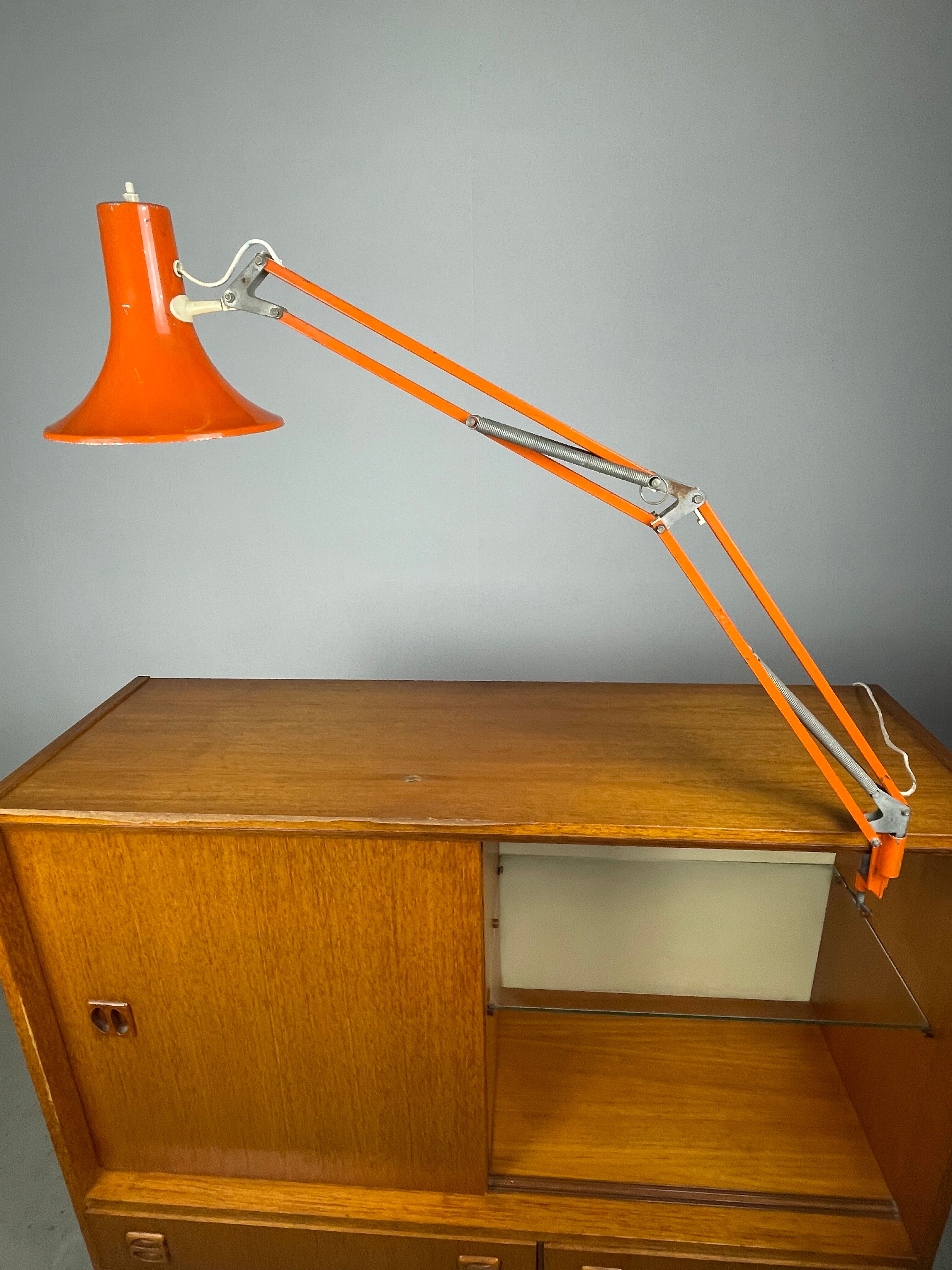 Articulated desk lamp 1970 orange