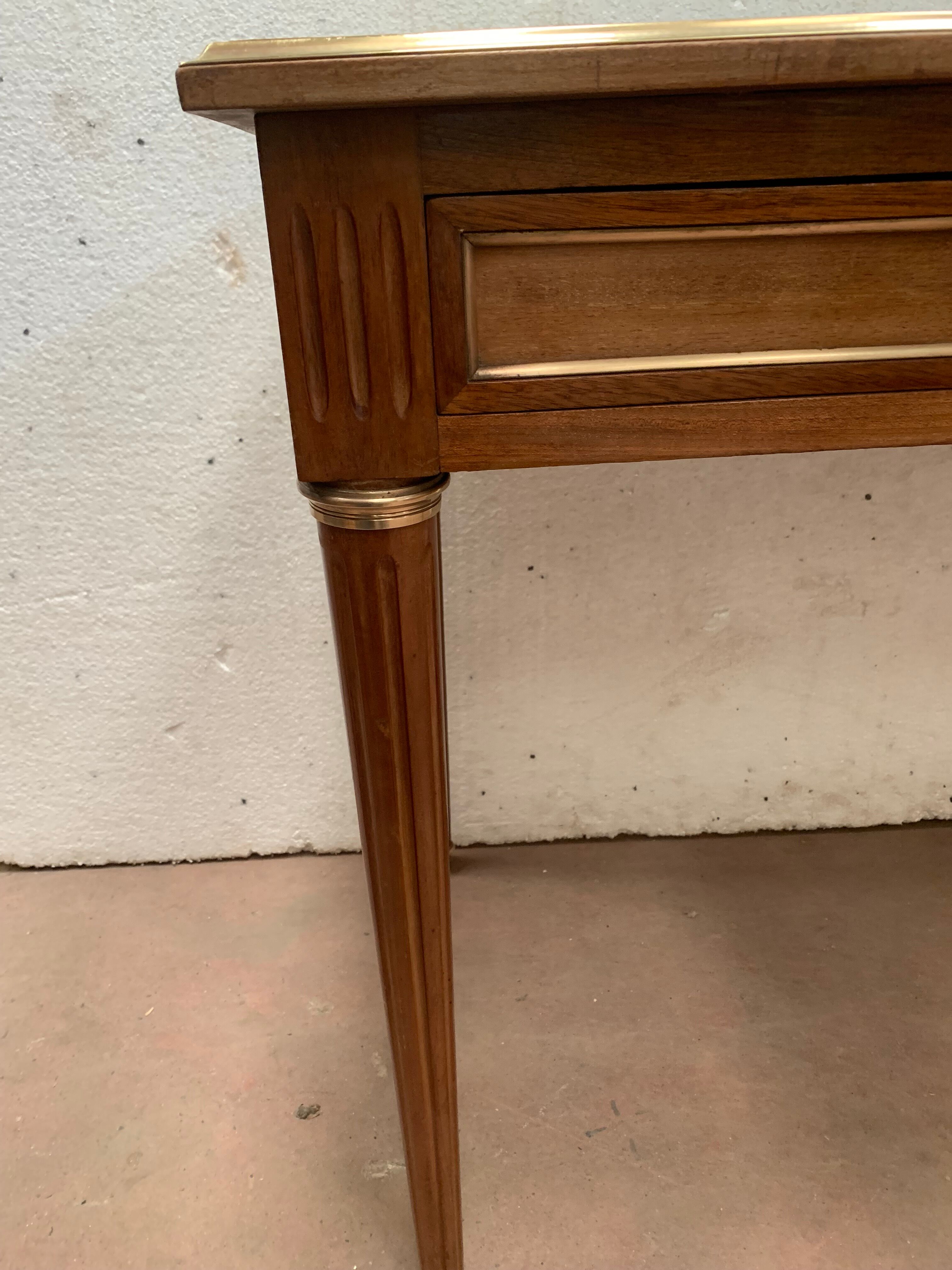 Flat desk louis XVI style Green leather top XX century