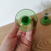 6 verres de liqueur à pied vert