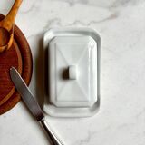 Beurrier Pillivuyt en porcelaine blanche
