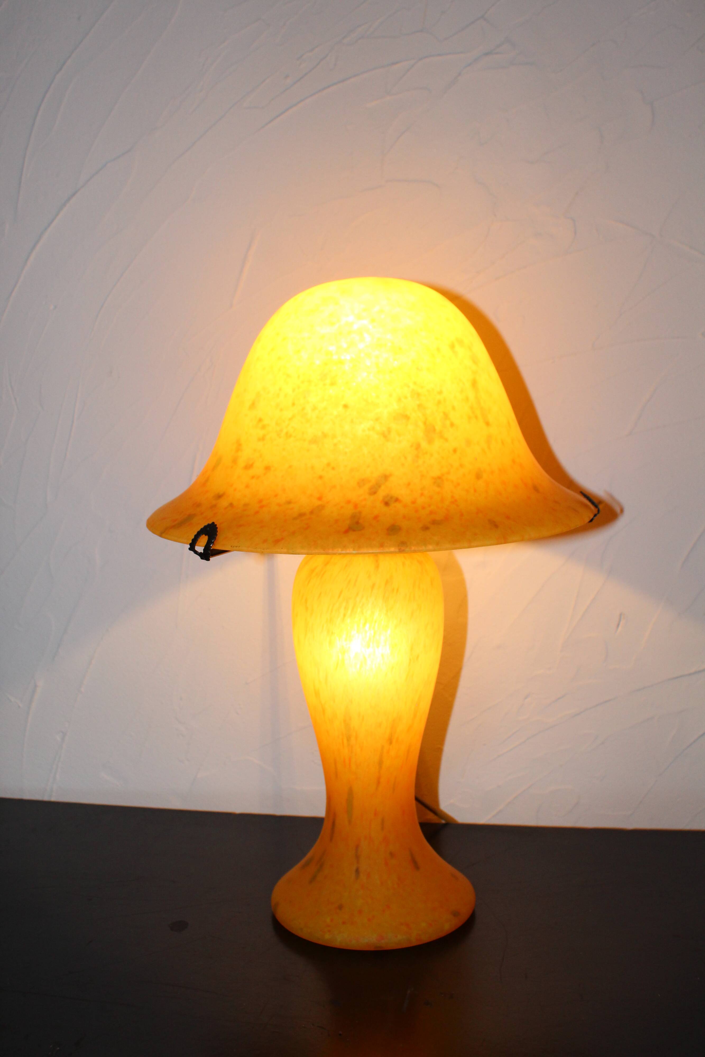 Glass lamp