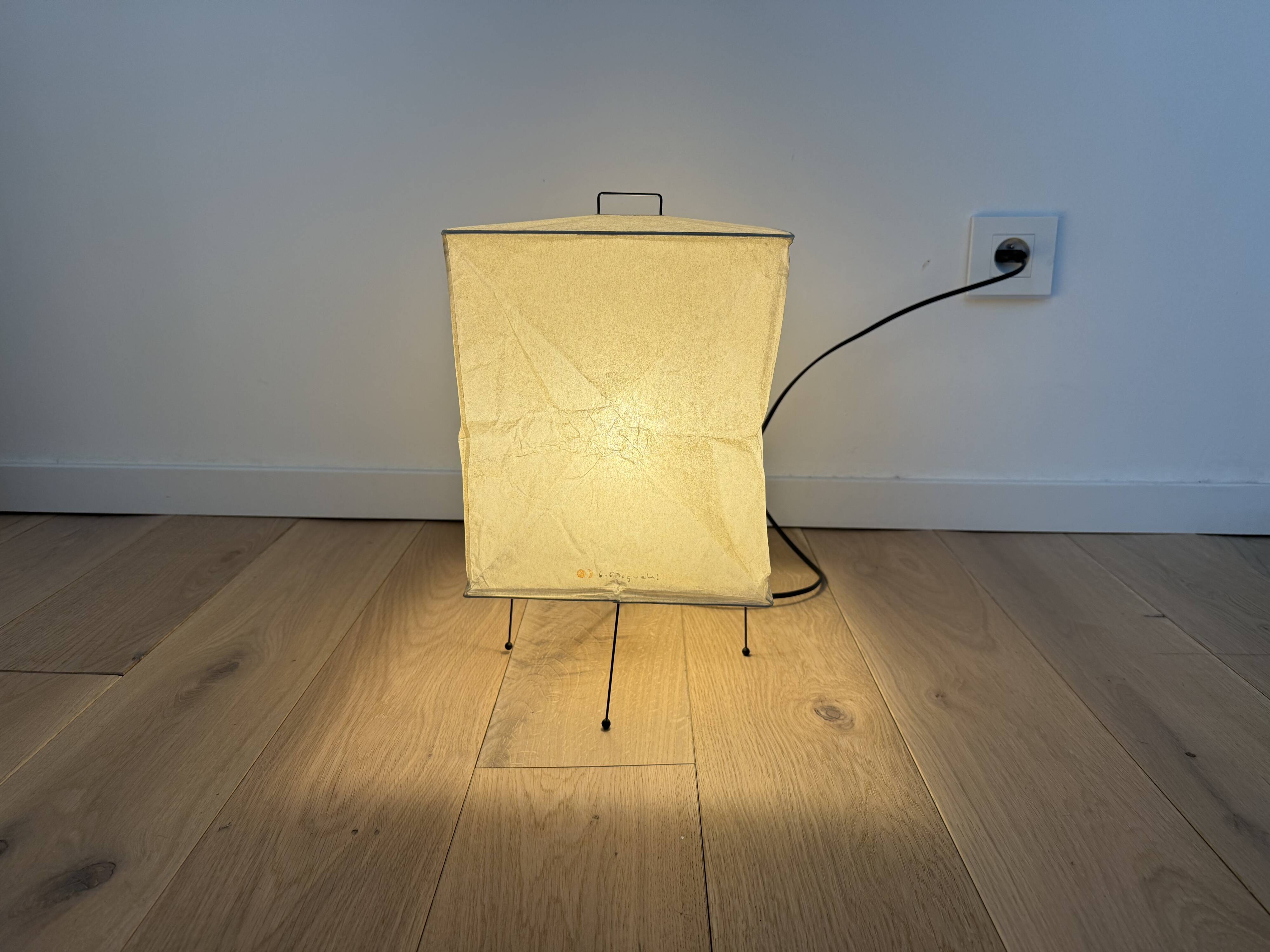 Vintage 80s lamp design ISAMU NOGUCHI no VITRA AKARI Japan