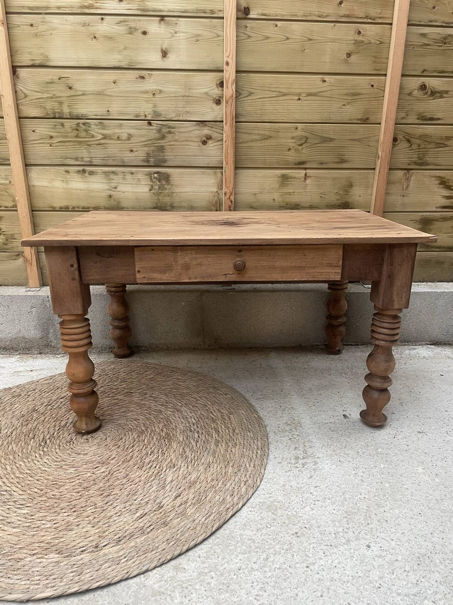 Table basse de ferme