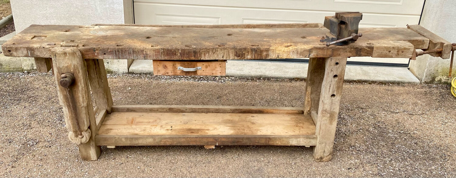 Antique French Carpenter's Workbench in Solid Beech – Early 20th Century