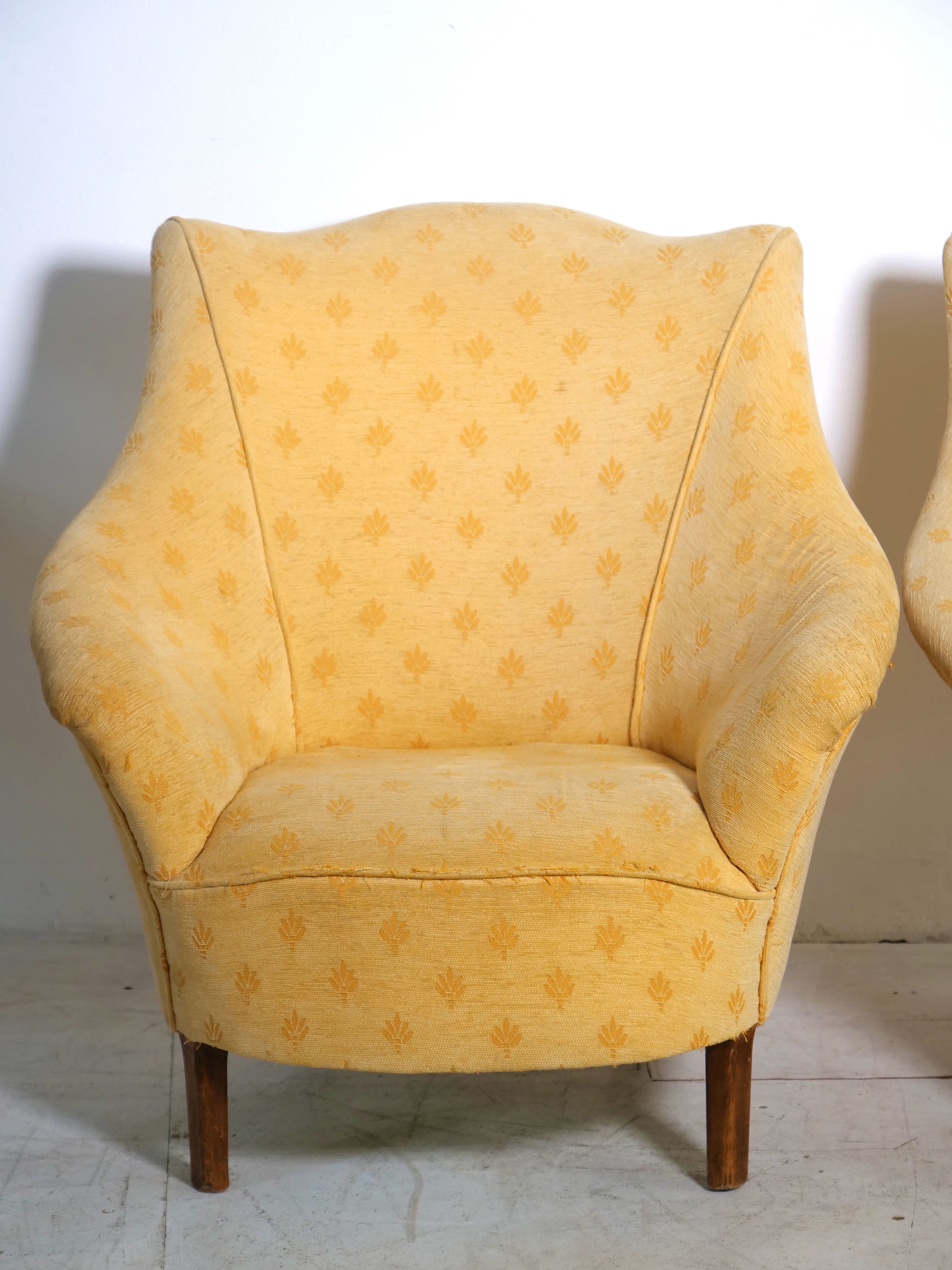 Pair of yellow vintage armchairs