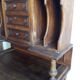 Bureau à pente avec trieur, tiroirs et casiers de rangement