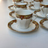 16-piece serving consisting of 8 cups and 8 subcups