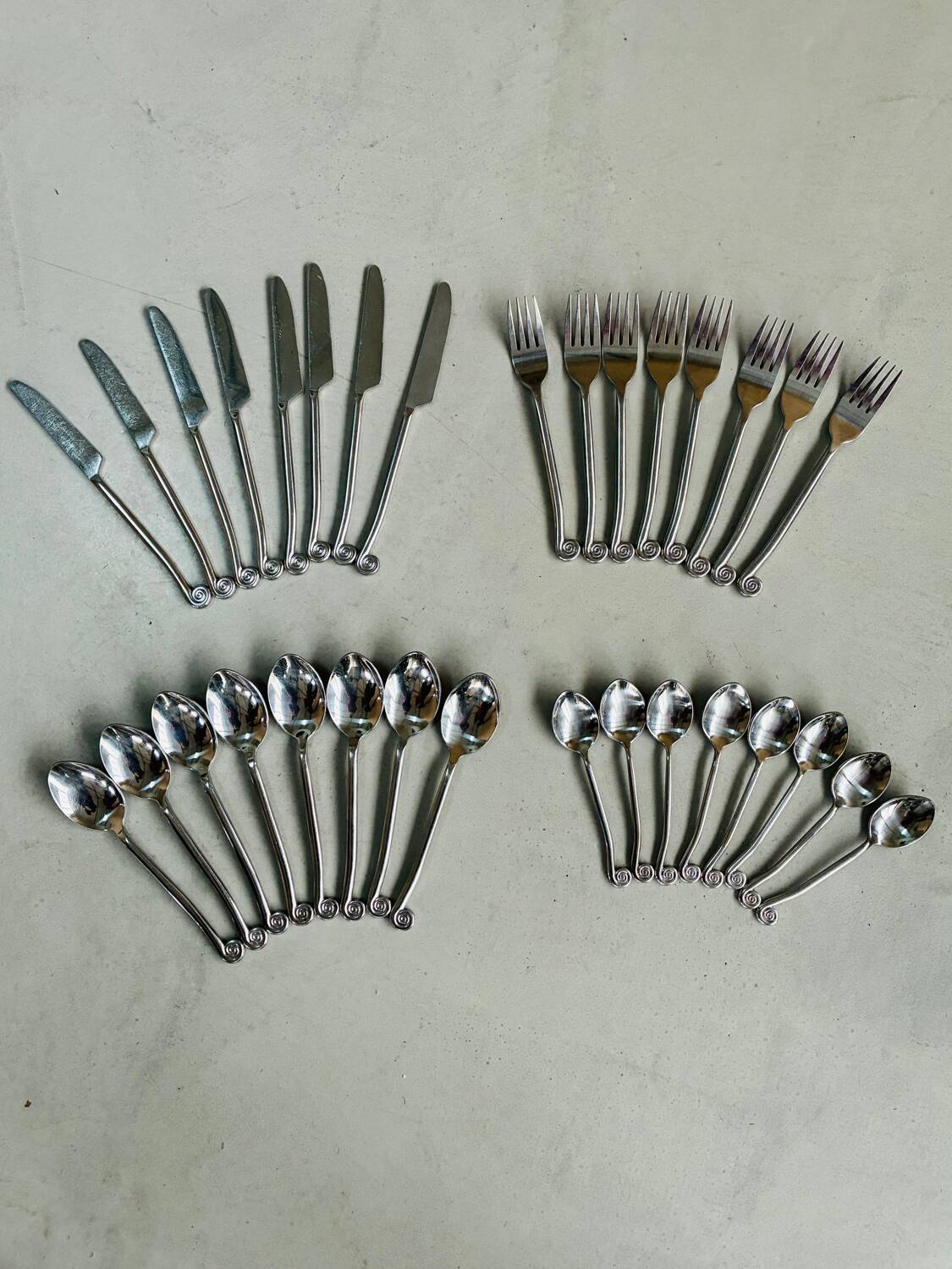 Spiral cutlery Geneviève Lethu for 8 people