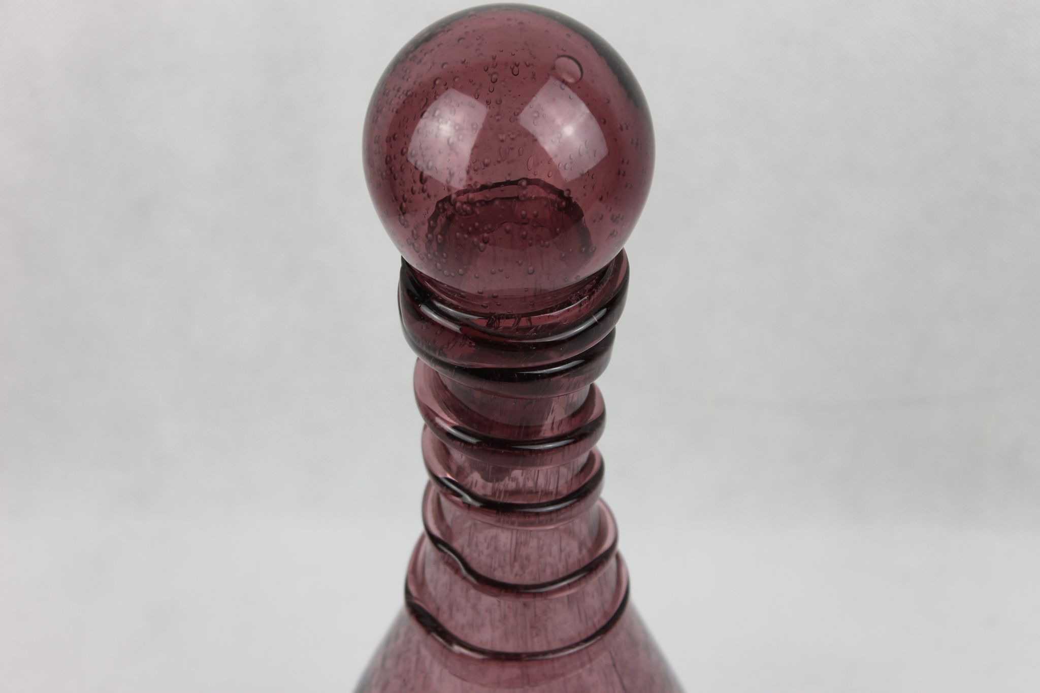 Carafe violine verrerie de Biot 1960