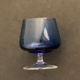 6 verres à pied en cristallin pour digestif ou cognac
