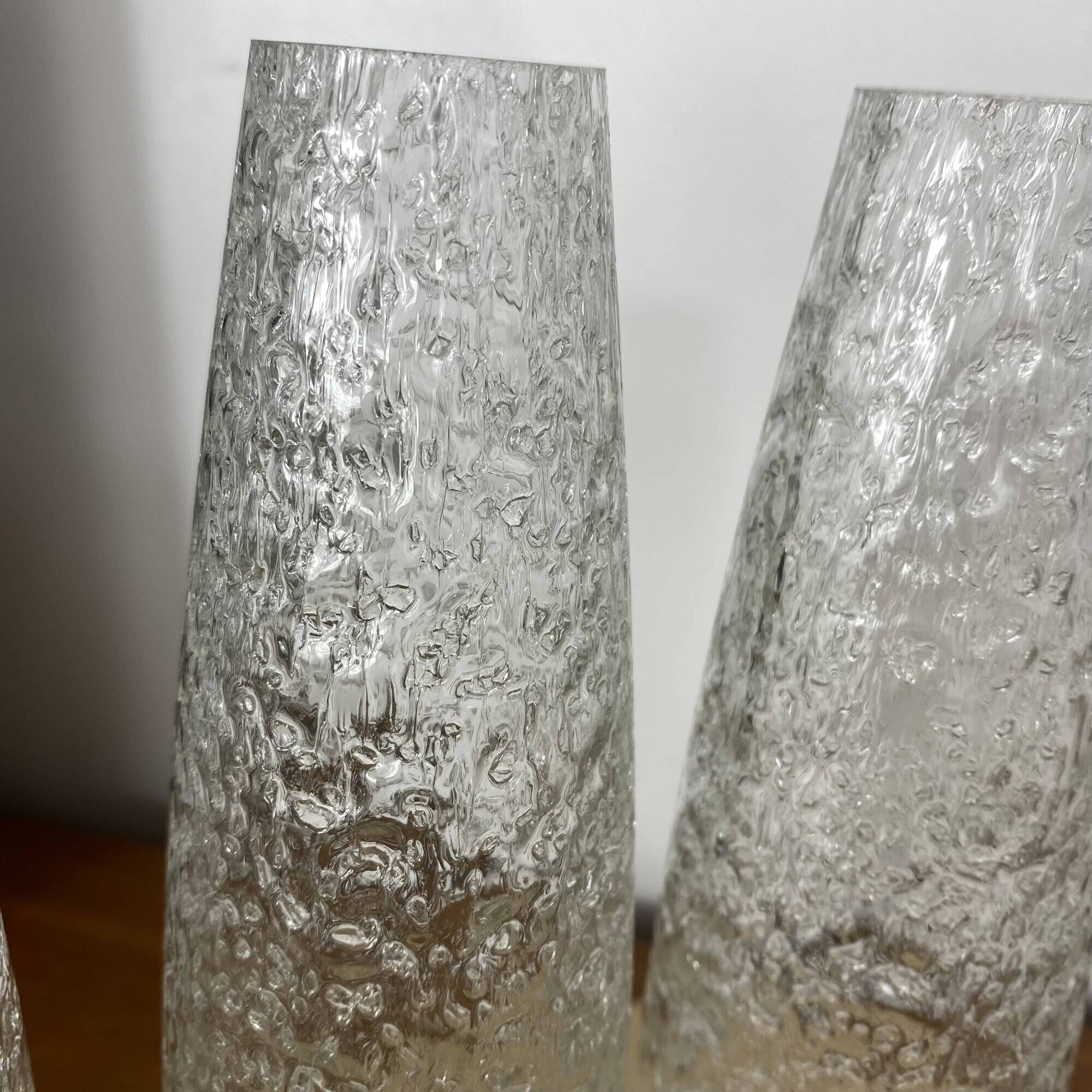 Set of 4 vintage bubble glass tulips for wall lamp chandelier.