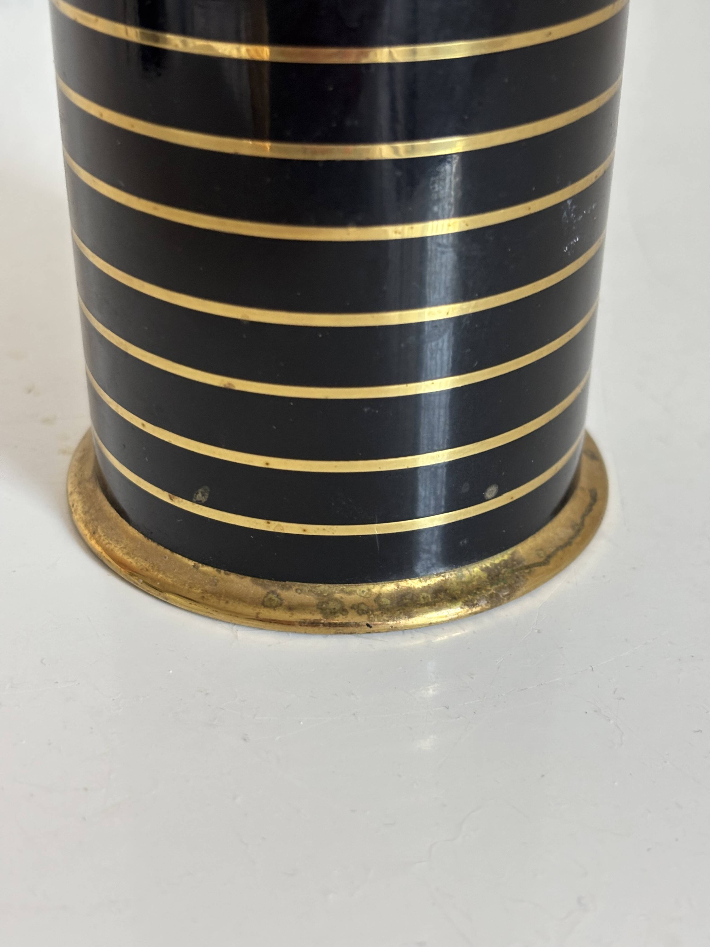Vintage 1960 black cigarette case with gold stripes - 14 x 7 cm