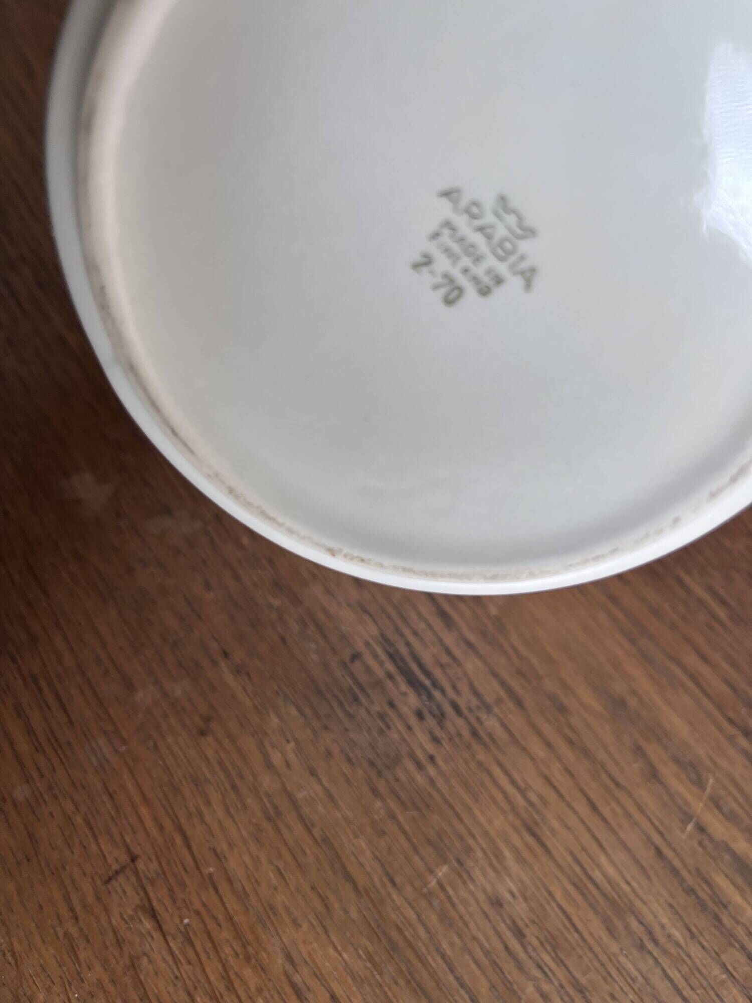 Vase jug Arabia Finland 1970 in white porcelain