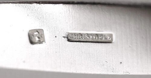Christofle Chrysanthème, 4 silver-plated knife rests, excellent condition.