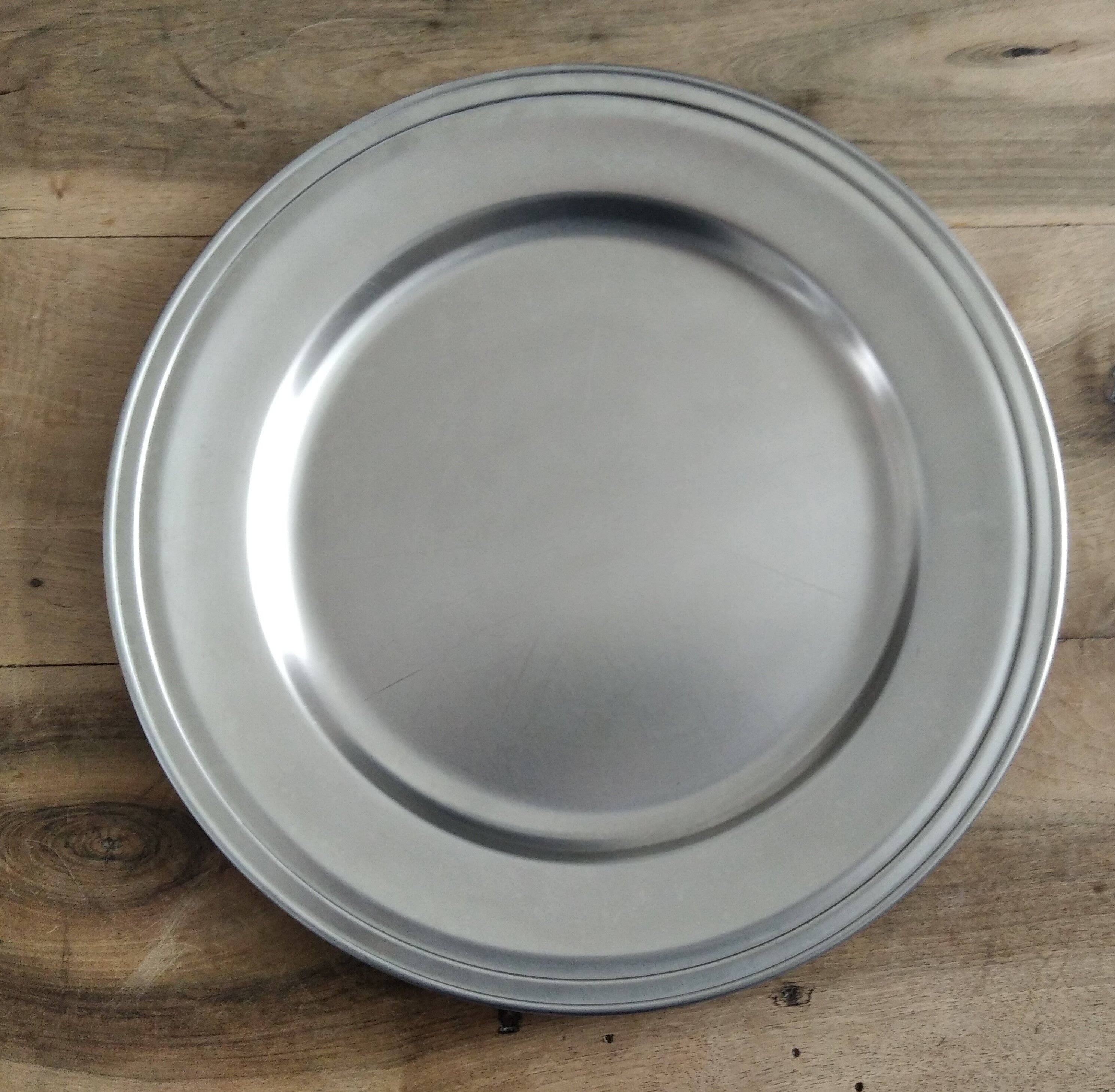 Guy Degrenne collection Manoir flat round dish