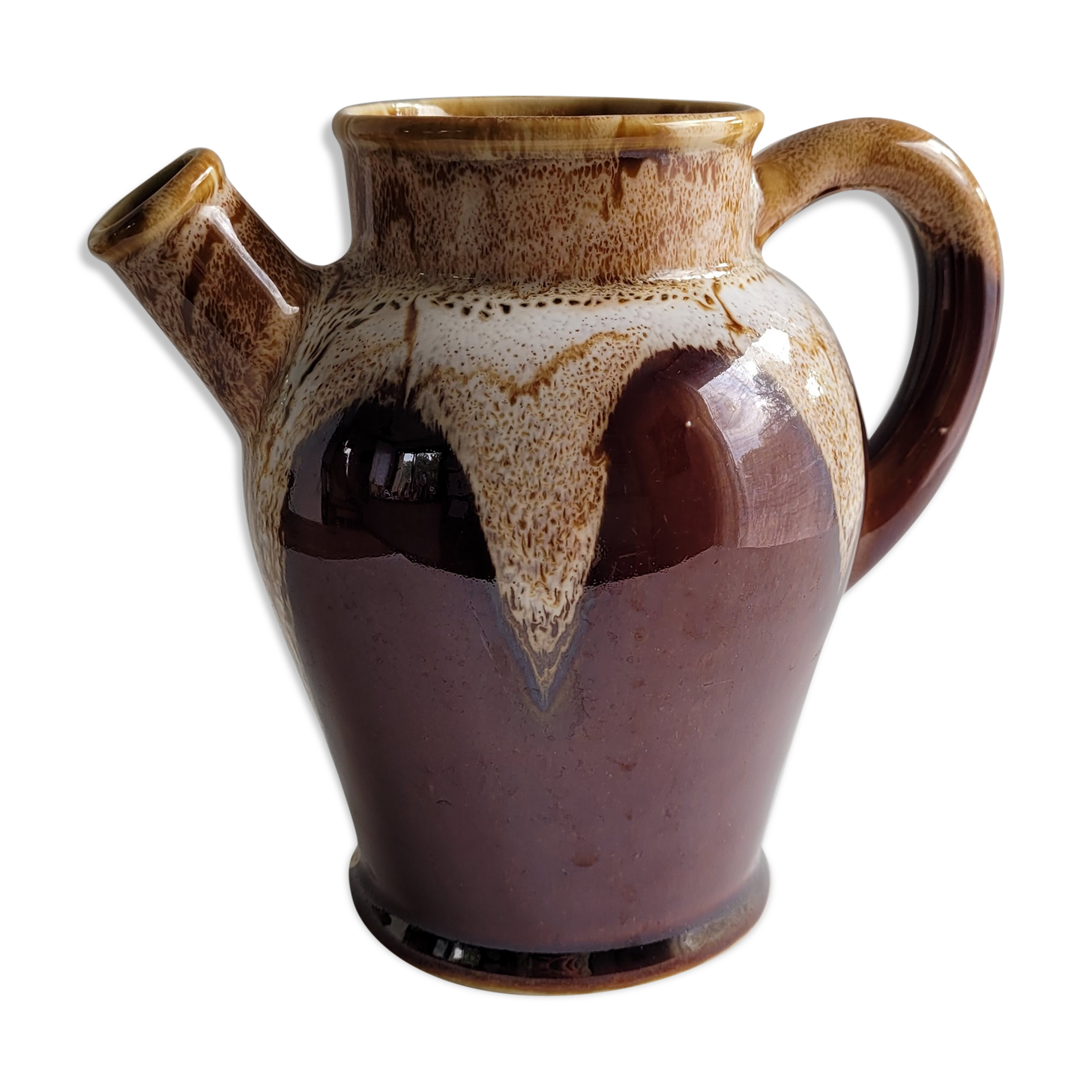 Flowing enamel pitcher