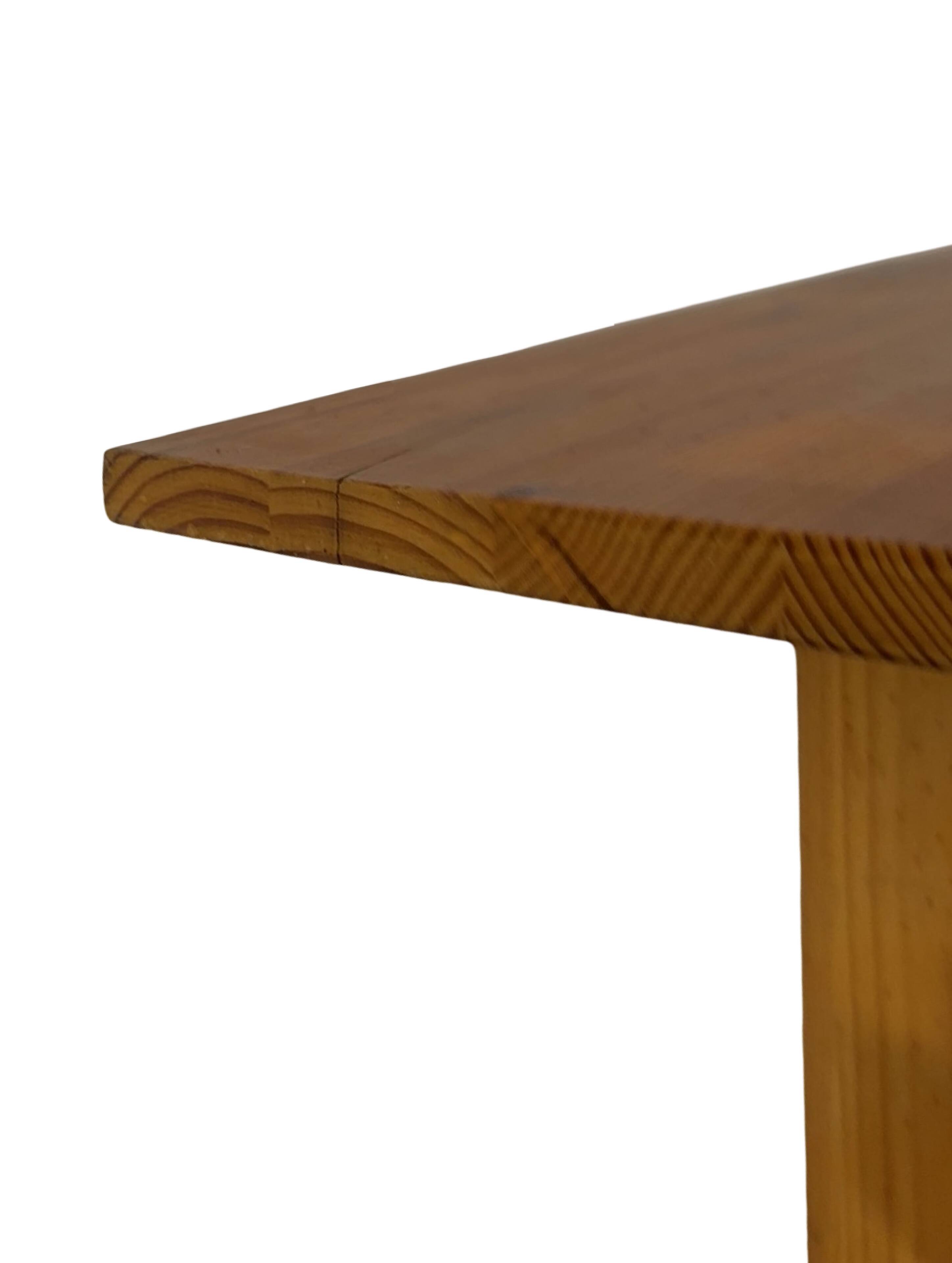 Vintage Scandinavian pinewood bench from the 1960's modern design