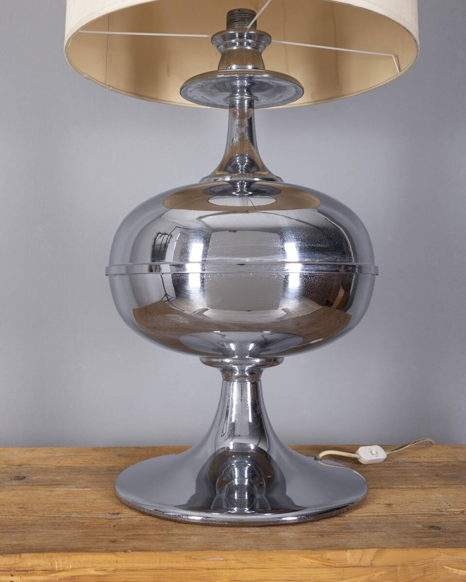 Large vintage 1970s table lamp in chromed metal, Italian design