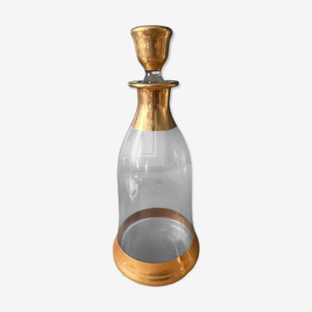 Carafe en verre teinté bleu
