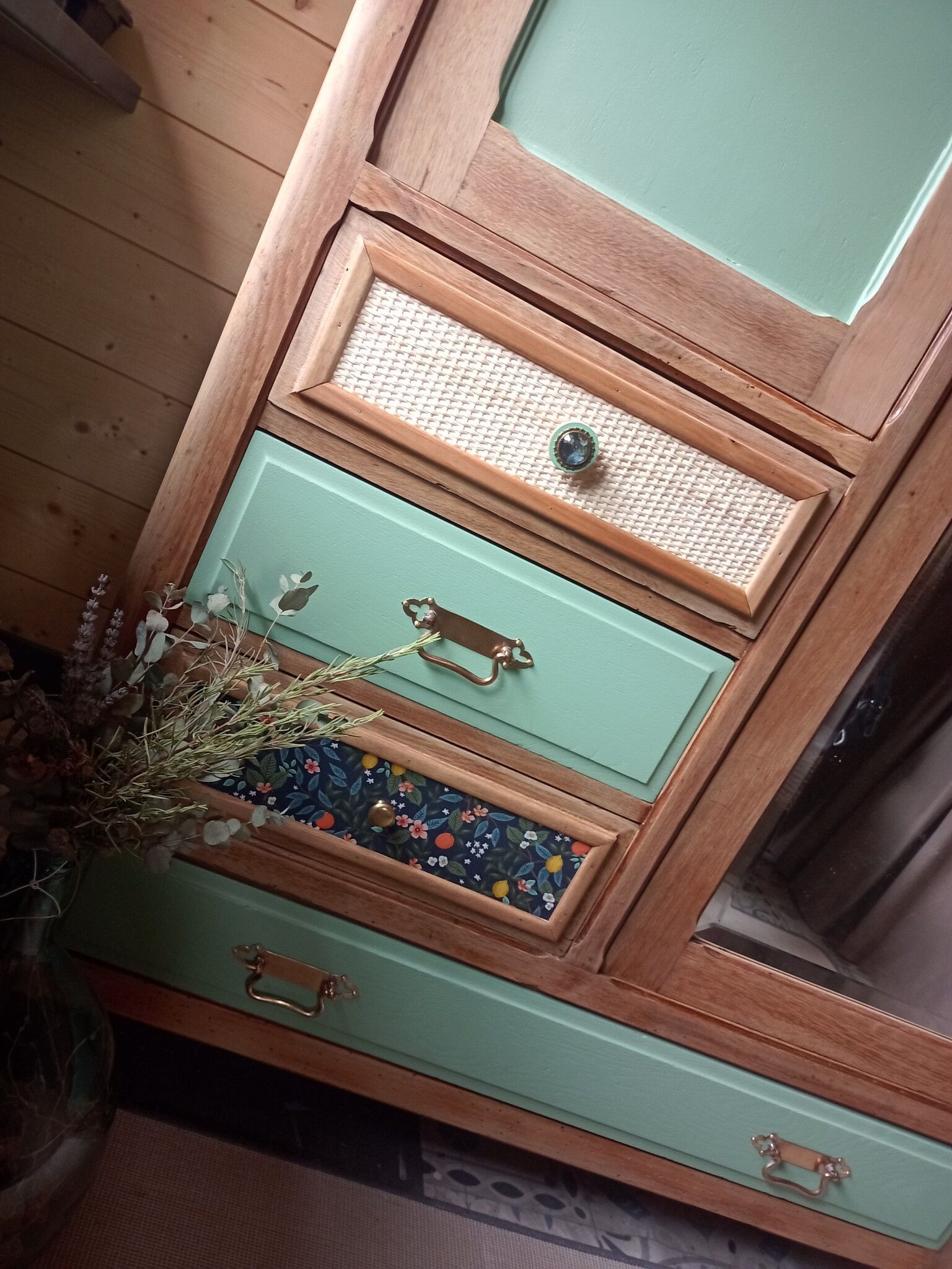 Armoire parisienne  "tulipe"