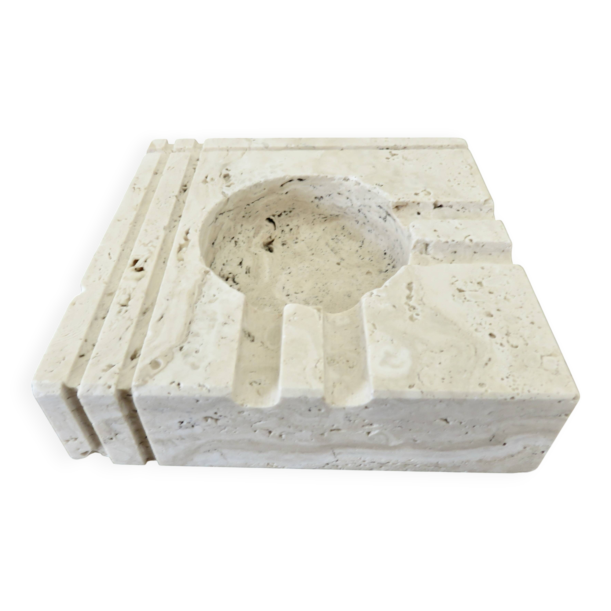 “Fratelli Mannelli” ashtray in travertine, design by Enzo Mari, Italy, 1970