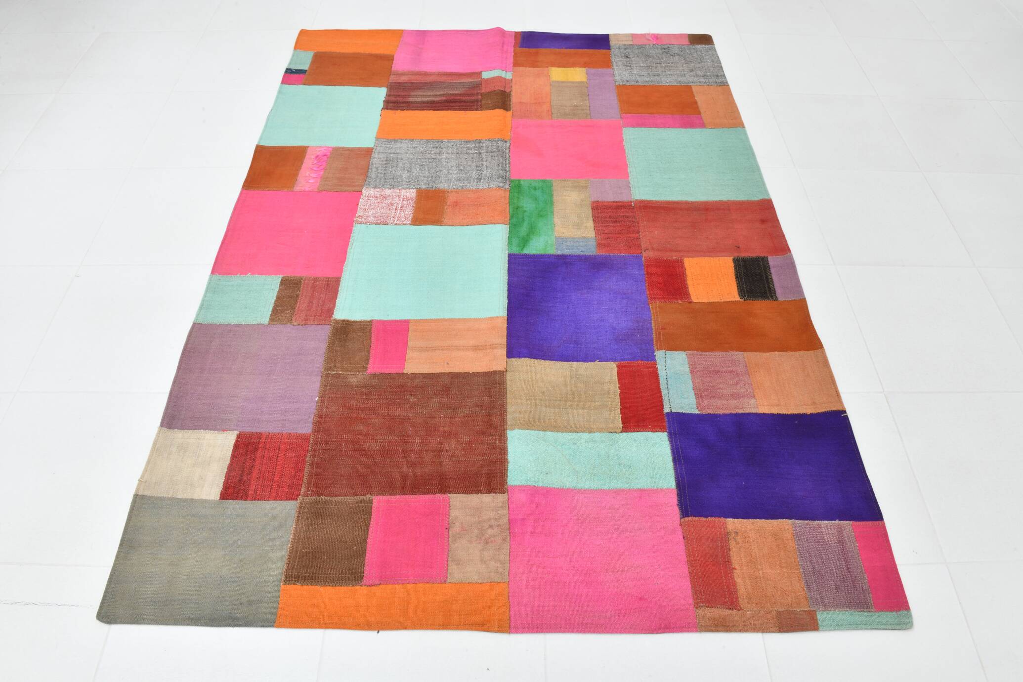 5x7 Vintage Kilim Rug, 153x211Cm