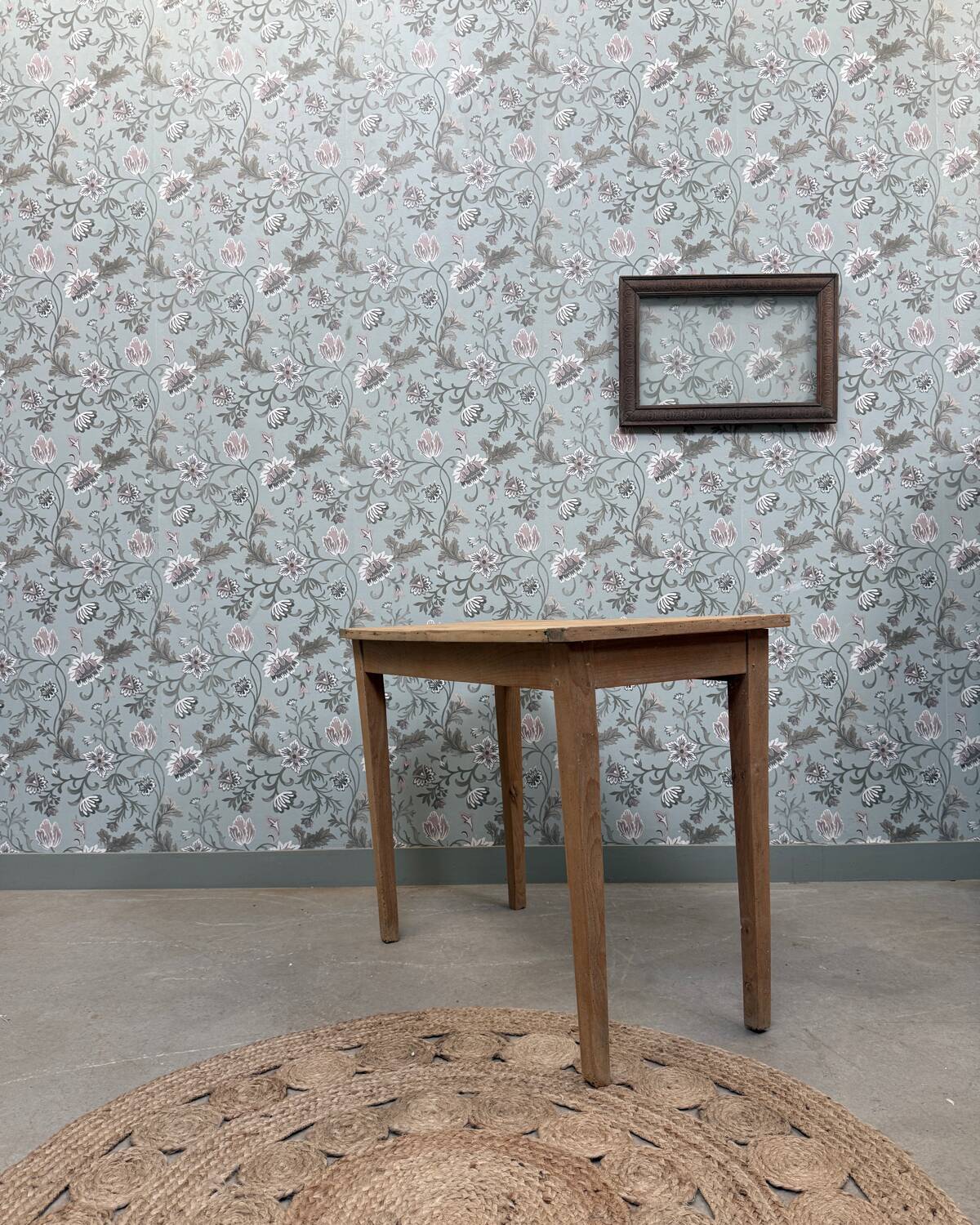 Vintage desk (renovated)