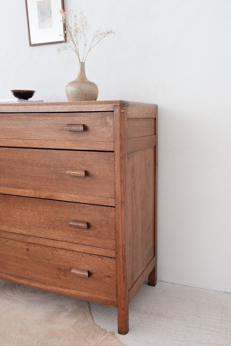 Vintage chest of drawers