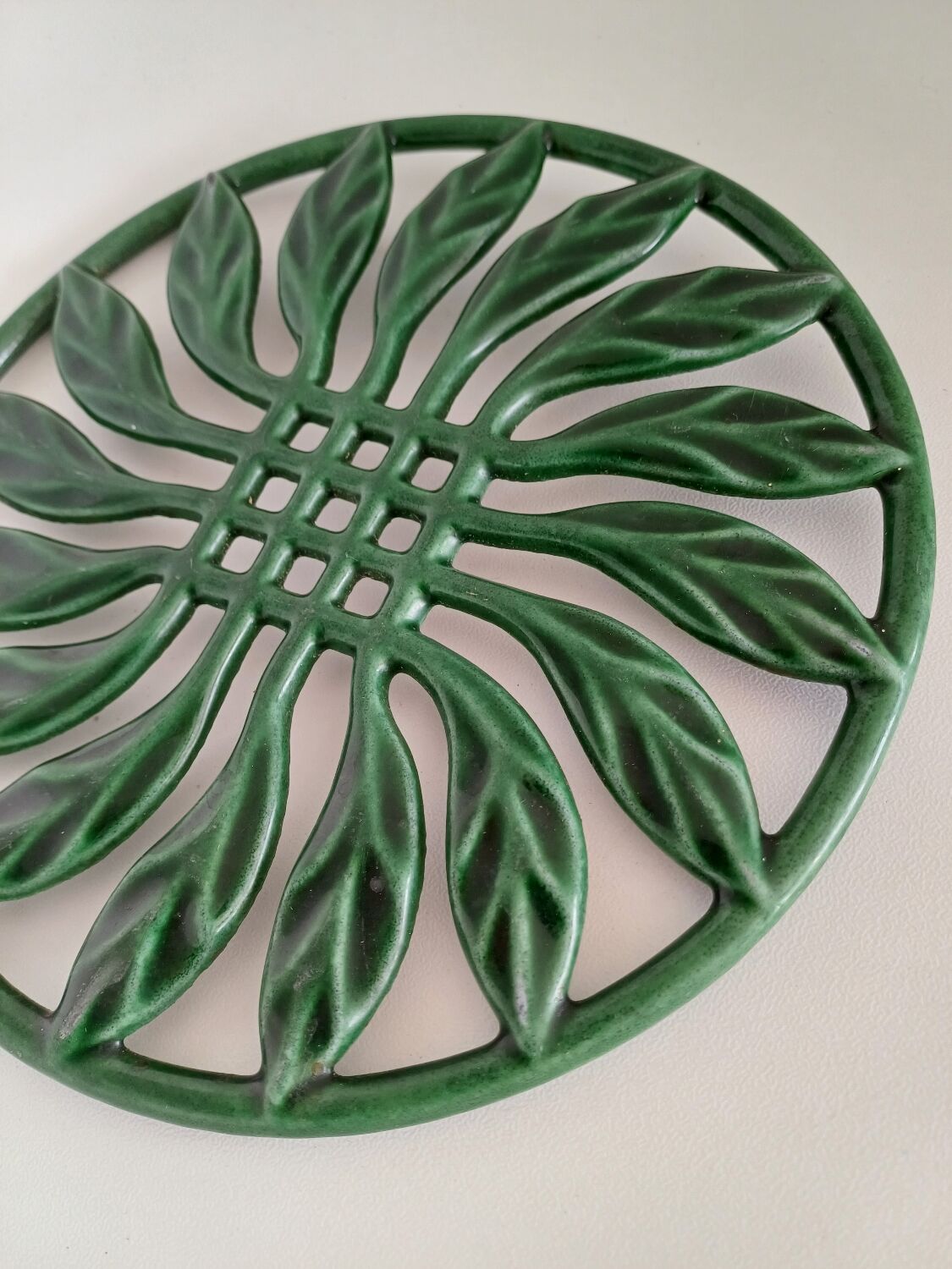 Trivet
