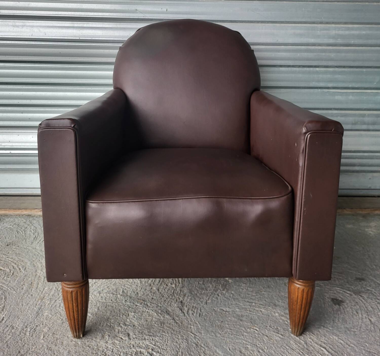 Authentic vintage Art Deco reclining club chair