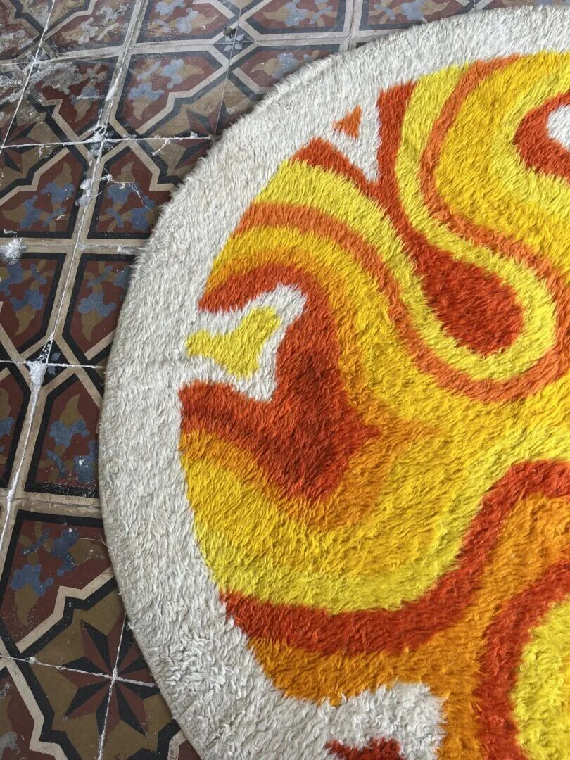 Desso vintage round carpet