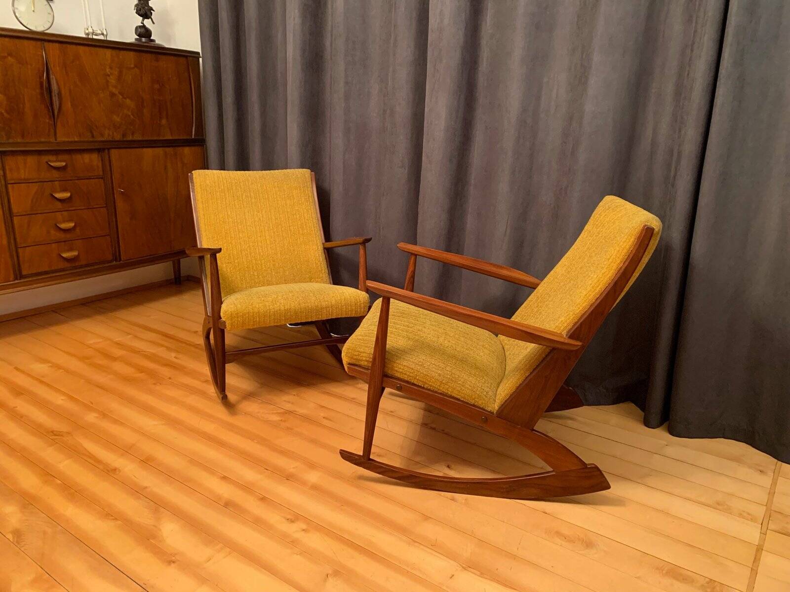 Set of Danish rocking chairs by Georg Jensen for Kubus Furniture, 1950s