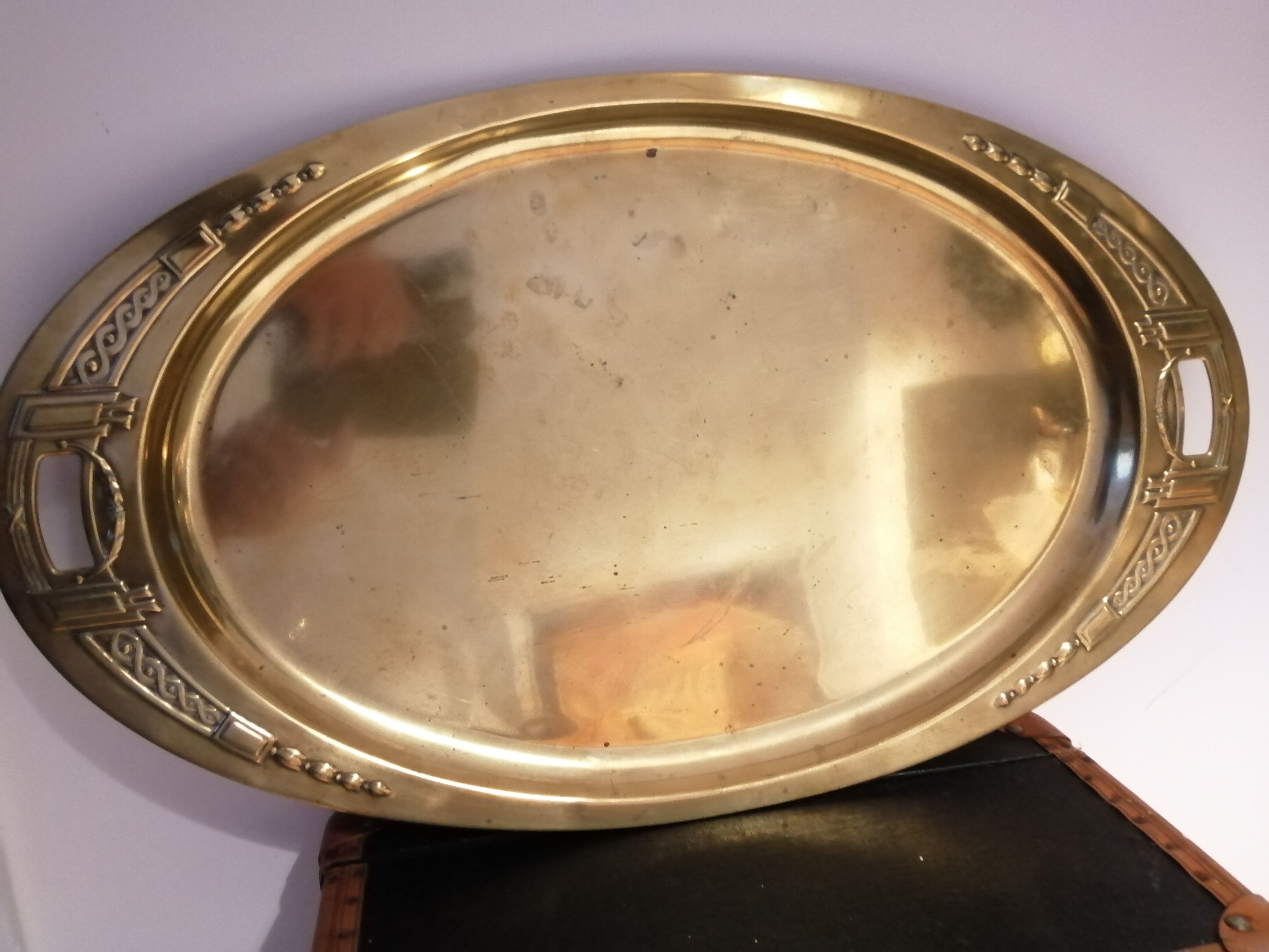 Gold metal top from the 10s/20s