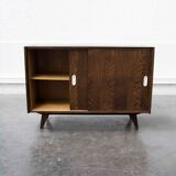 Jiroutek sliding door buffet