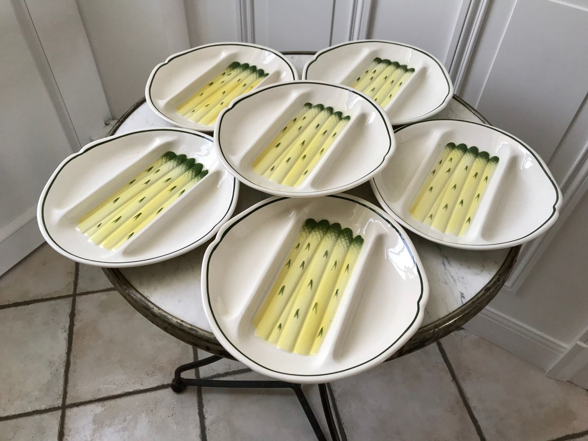 Set of 6 asparagus plates in salins slurry model Auxonne old