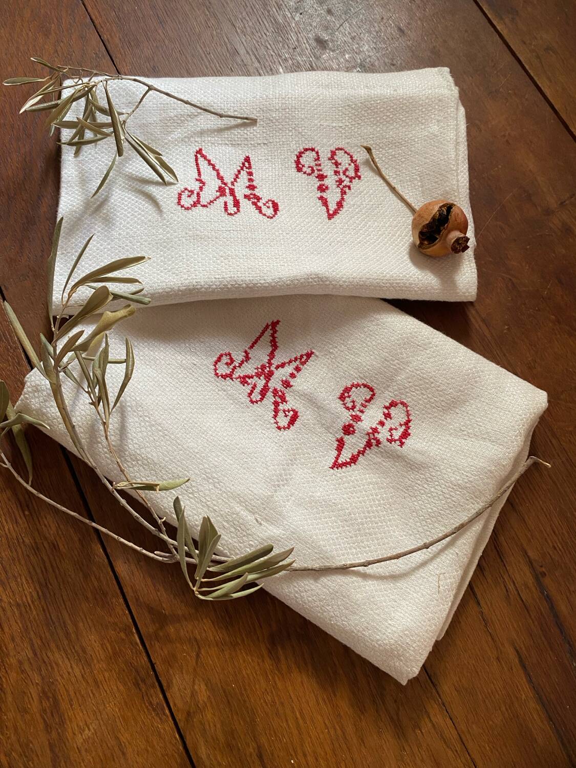 Pair of large cotton and hemp tea towels from the 1930s.