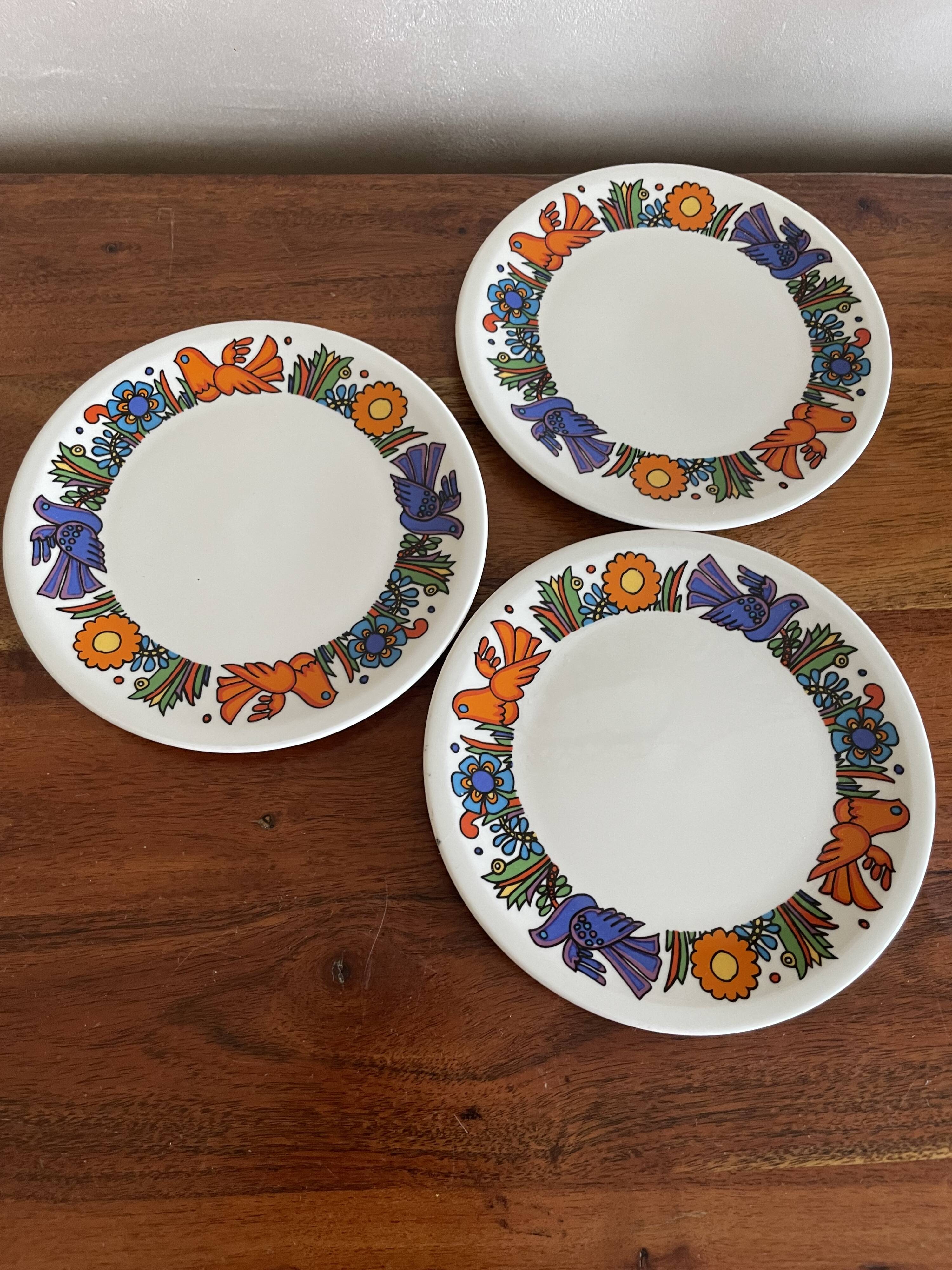3 Acapulco plates and saucers