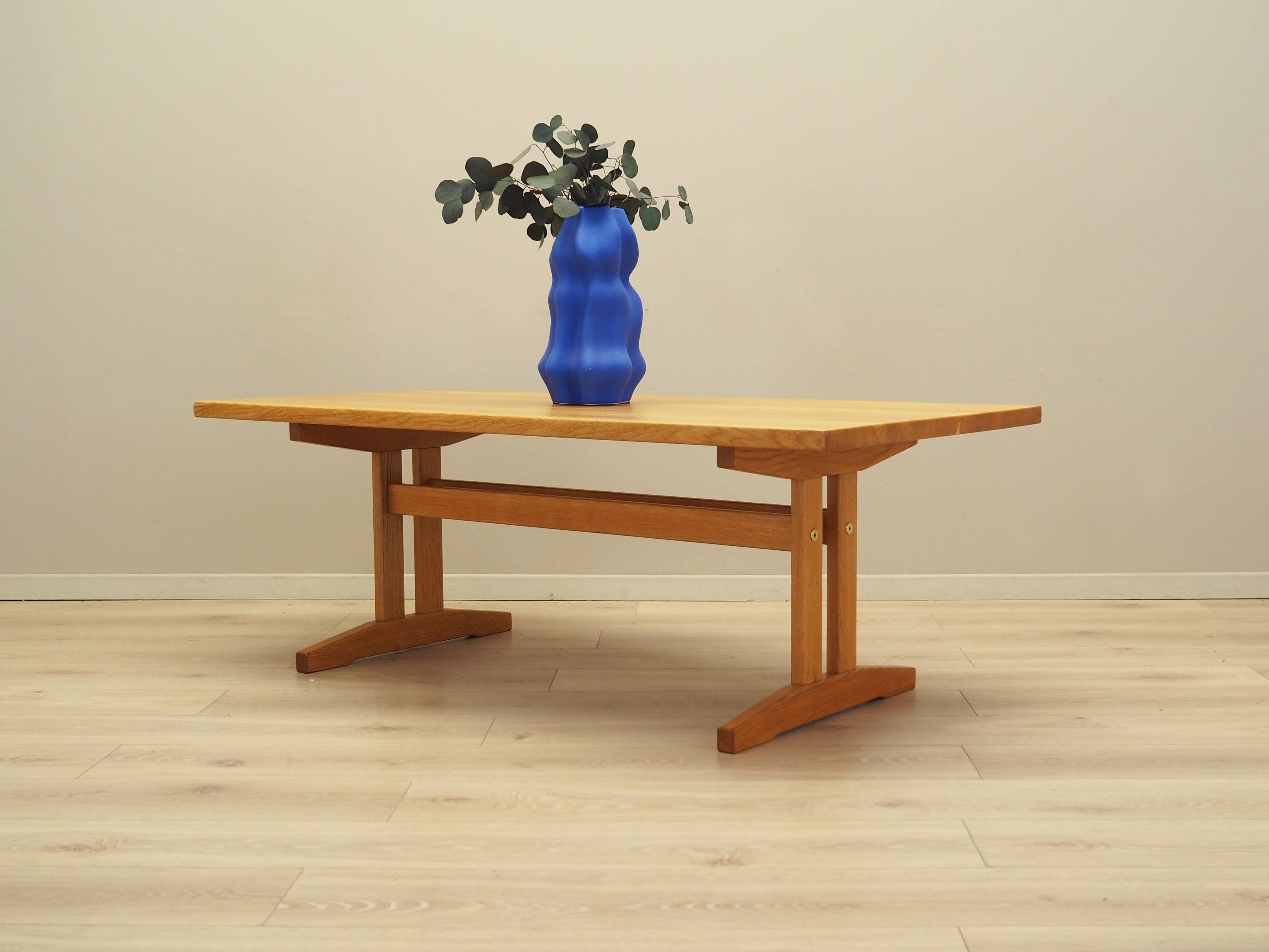 Ash coffee table, Danish design, 1970s, production: Denmark