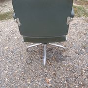 Pullman Armchair in Chrome Metal and Green Leatherette
