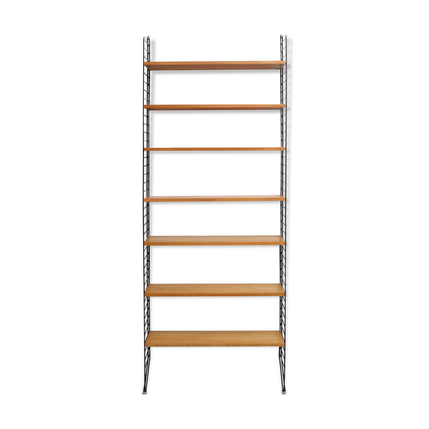 1960s wall uit in ash, nisse strinning for string