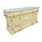 Moulded counter 1900
