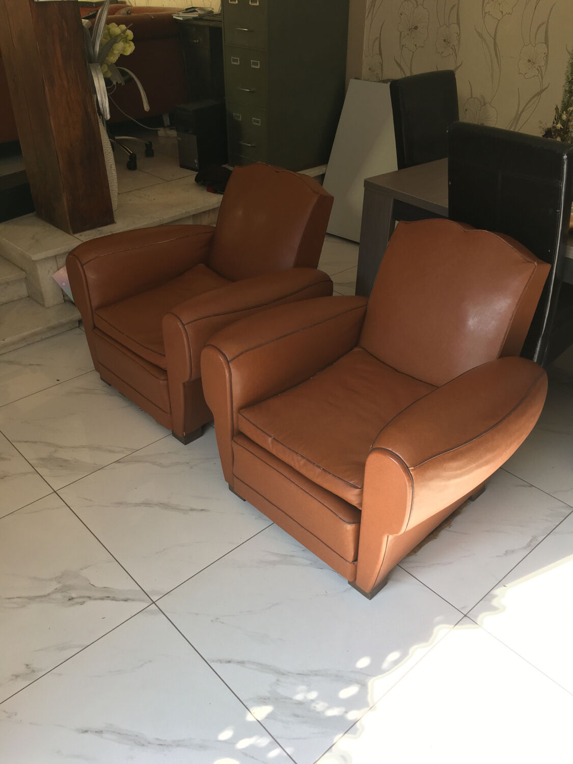 2 Moustache club chairs