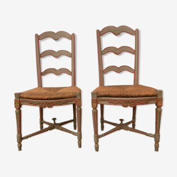 Paire de chaises Provençale en hêtre patiné XX siècle